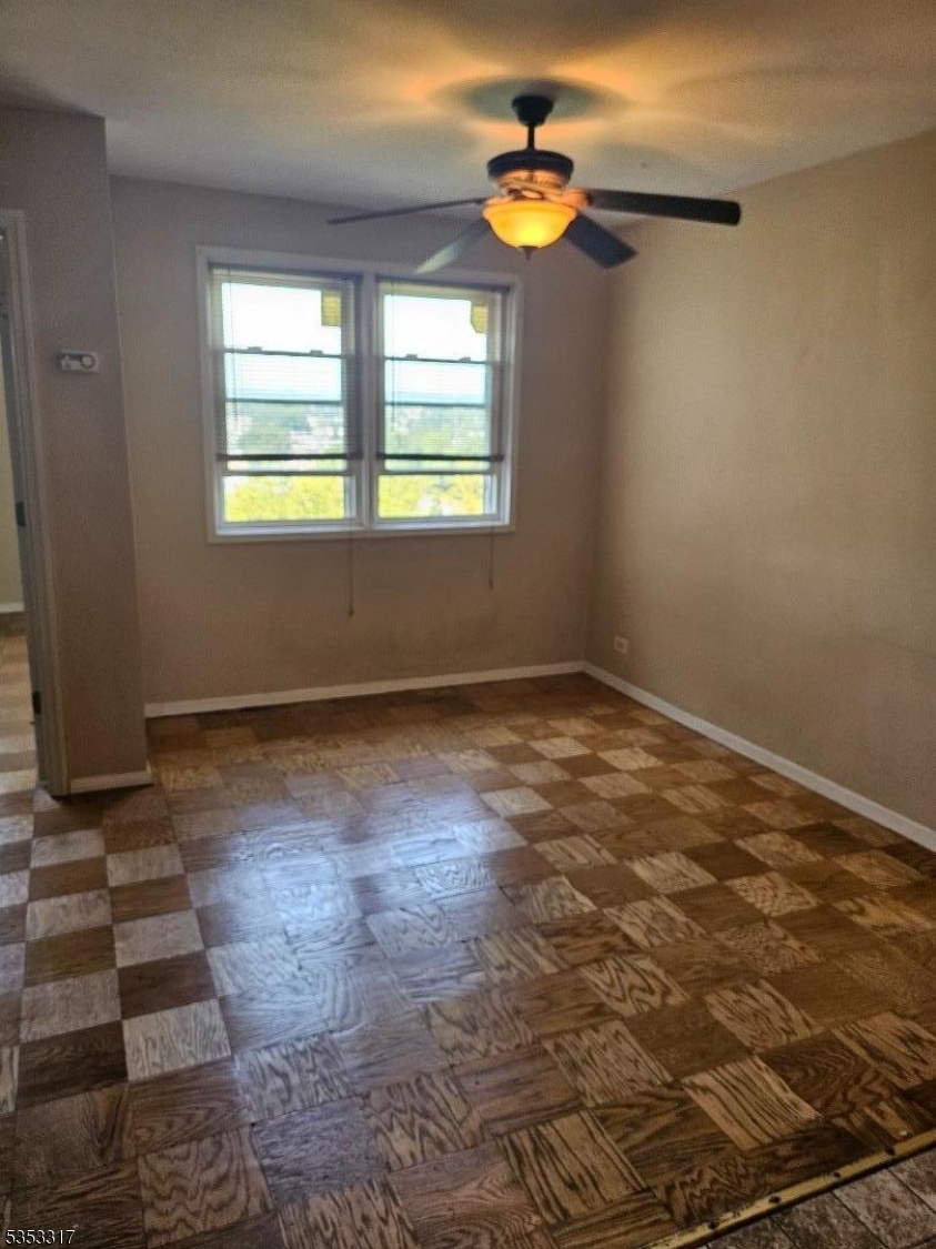 39 E 39th St 8g Property Photo 4