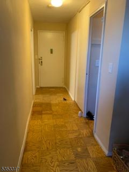 39 E 39th St 8g Property Photo 8