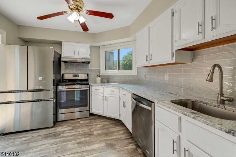 13 Delbarton Ct Property Photo 15