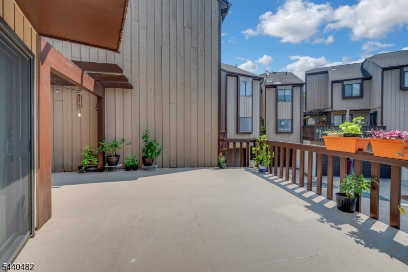 13 Delbarton Ct Property Photo 18