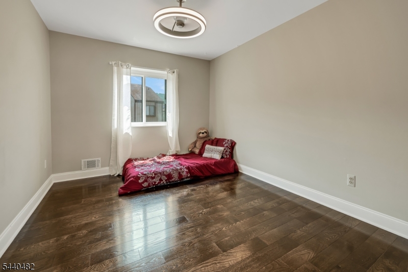 13 Delbarton Ct Property Photo 24