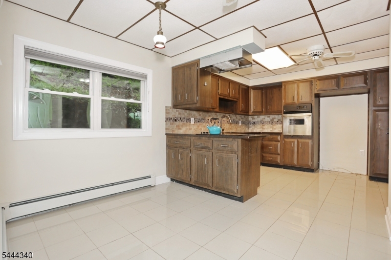 13 Mountain Glen Rd Property Photo 10