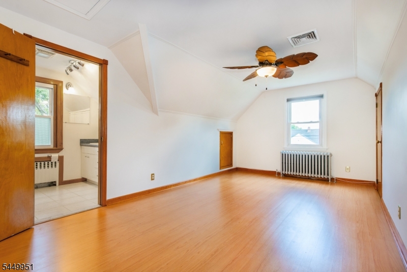228 Broadway Property Photo 15