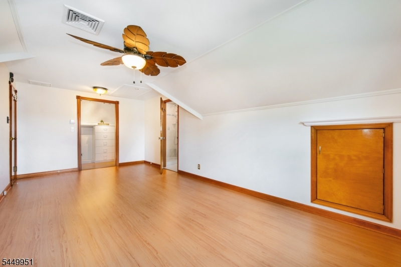 228 Broadway Property Photo 16