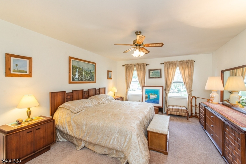 9 Puddingstone Way Property Photo 25