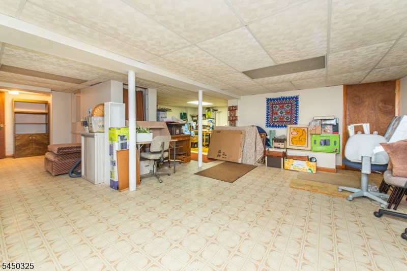 9 Puddingstone Way Property Photo 29