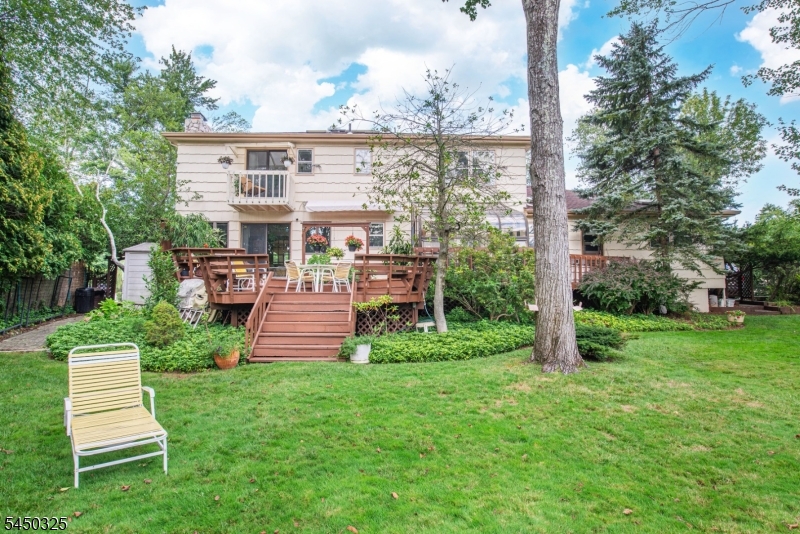 9 Puddingstone Way Property Photo 35