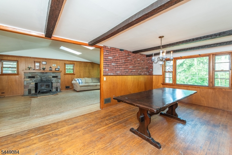 23 Lakeside Ave Property Photo 10