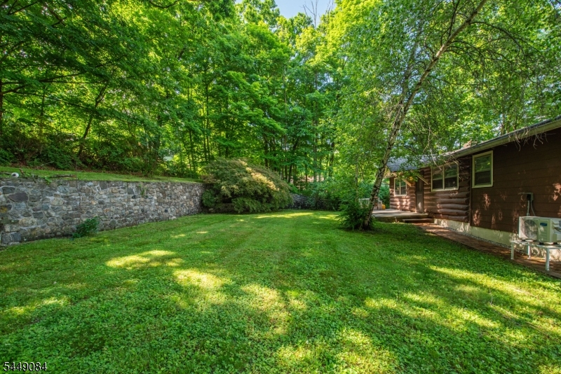 23 Lakeside Ave Property Photo 29