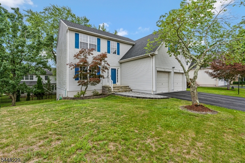 19 Heinrick Way Property Photo 1