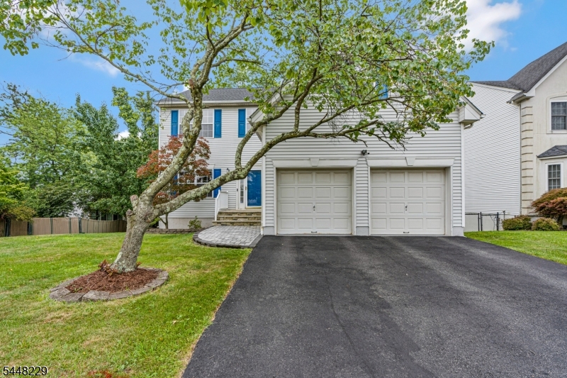 19 Heinrick Way Property Photo 2