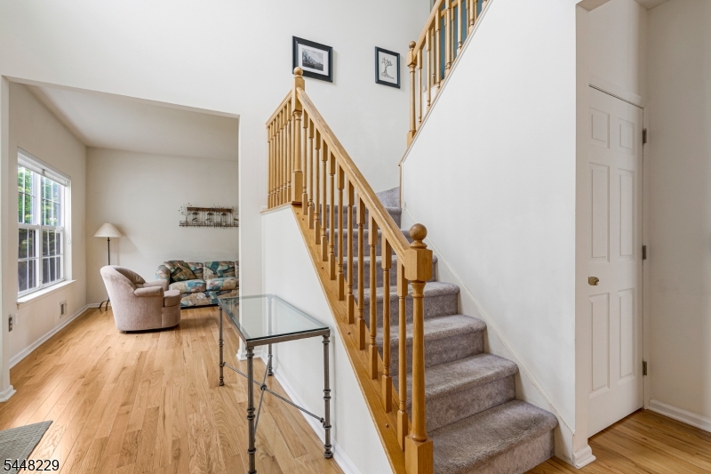 19 Heinrick Way Property Photo 3