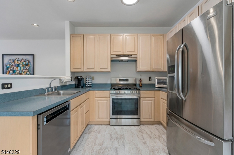 19 Heinrick Way Property Photo 6