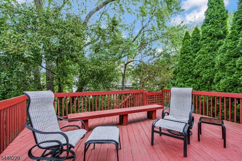 19 Heinrick Way Property Photo 13