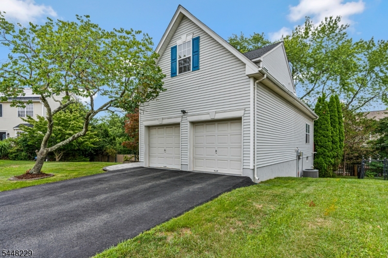 19 Heinrick Way Property Photo 32