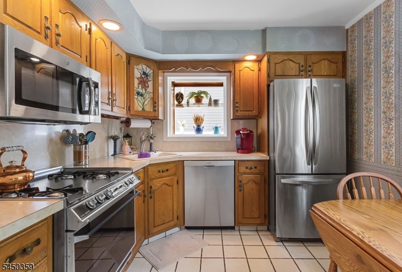 45 Cleveland Ave Property Photo 8