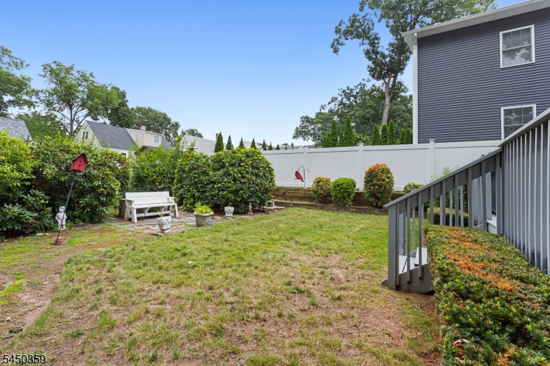 45 Cleveland Ave Property Photo 32
