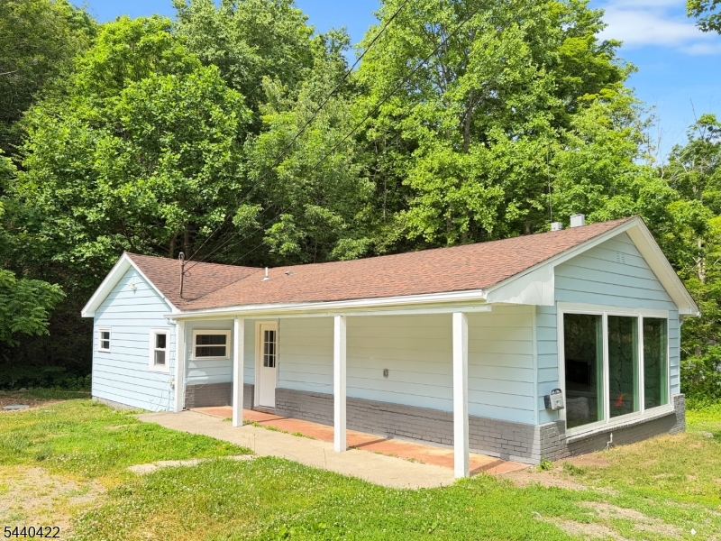 49 NJ-23 Property Photo 1