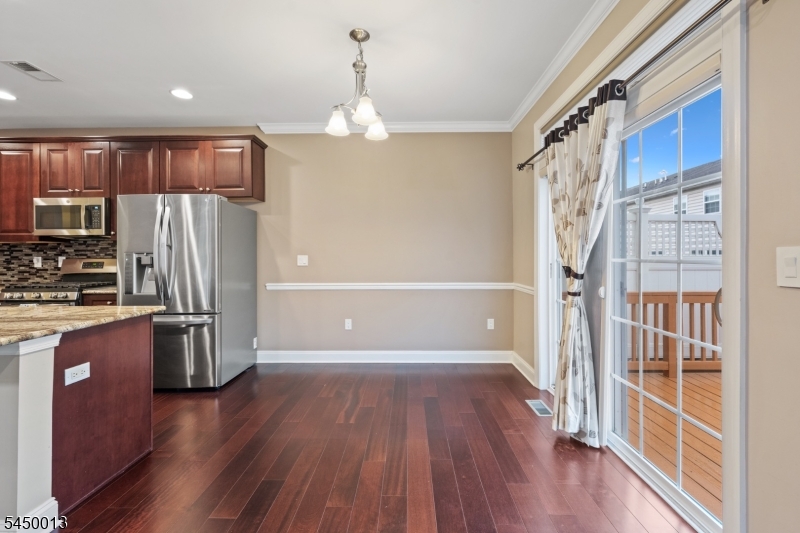 33 Cortland Pl Property Photo 19
