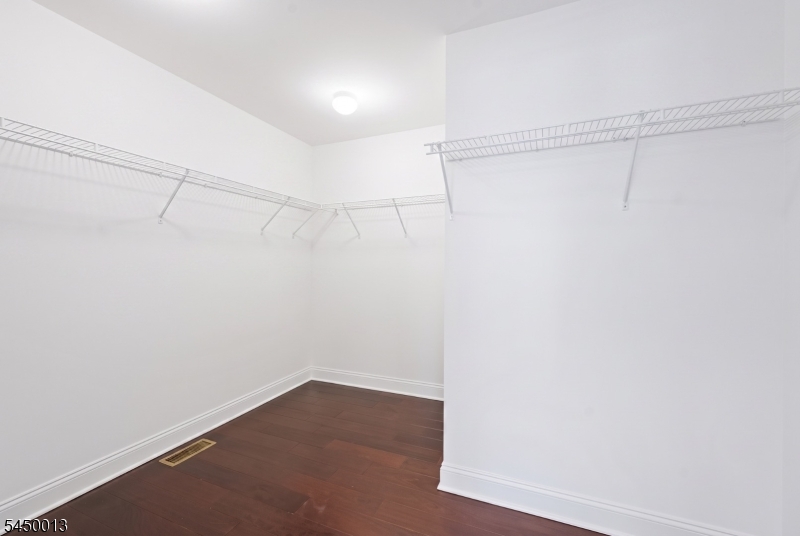 33 Cortland Pl Property Photo 34
