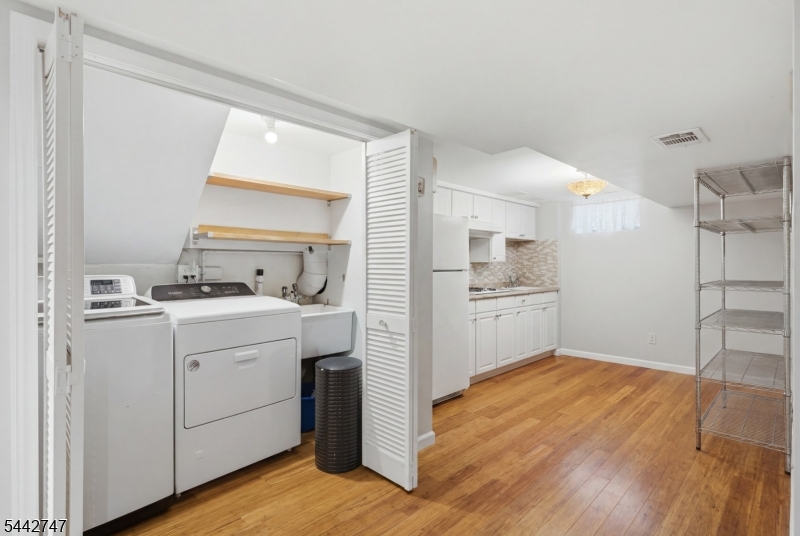 42 Sandy Hill Rd Property Photo 33