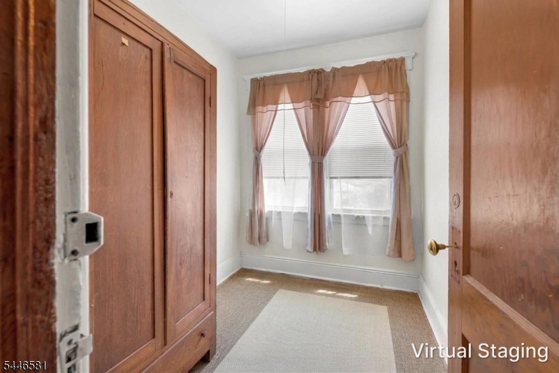 58 Piaget Ave Property Photo 27