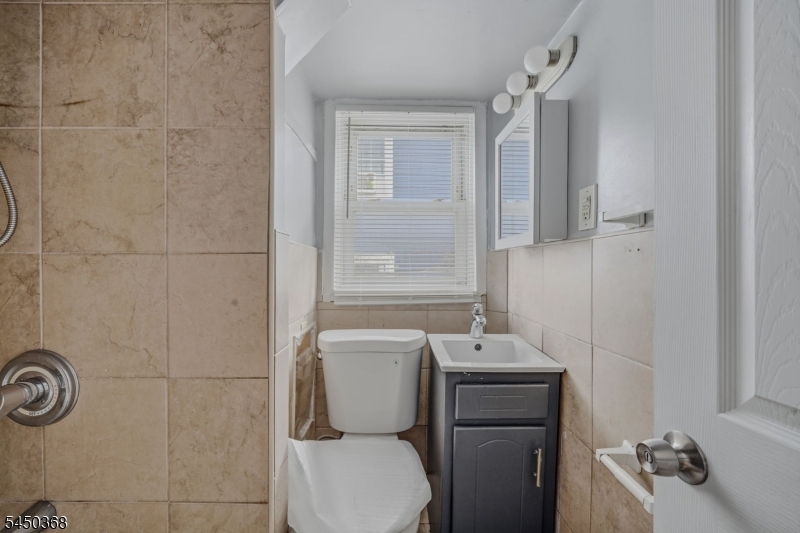 143 20th Ave 1 Property Photo 6