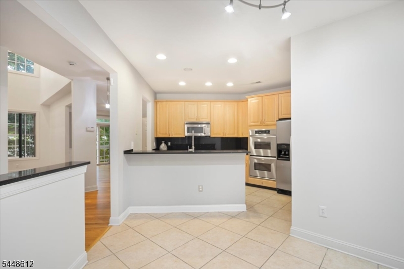 80 Henning Ter Property Photo 6