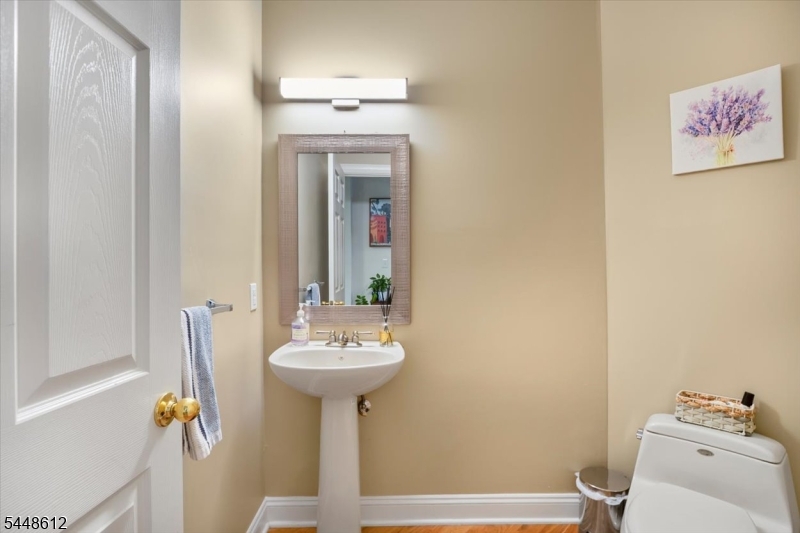 80 Henning Ter Property Photo 10
