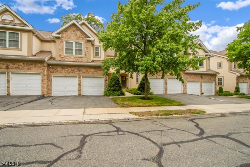 80 Henning Ter Property Photo 20