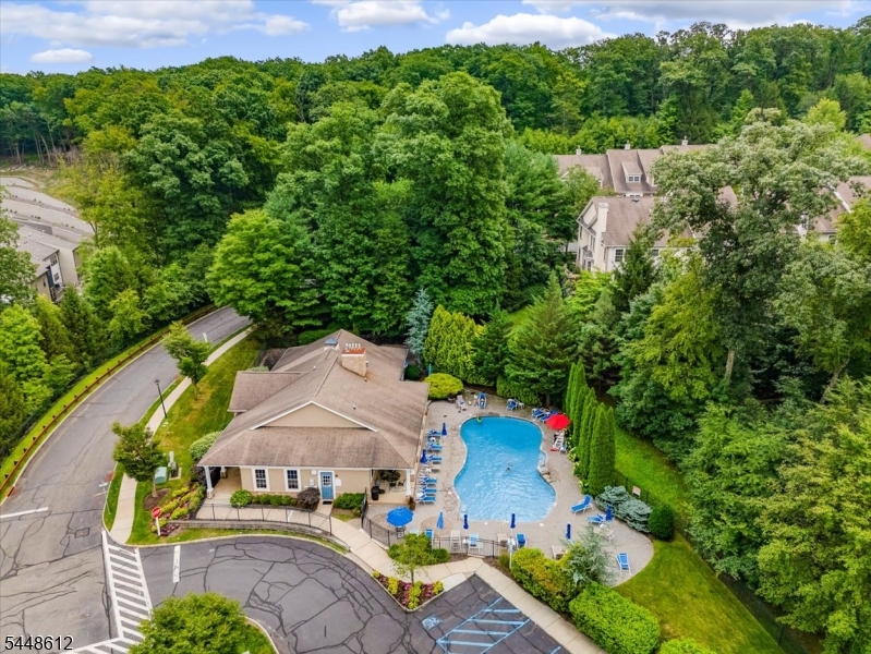 80 Henning Ter Property Photo 21