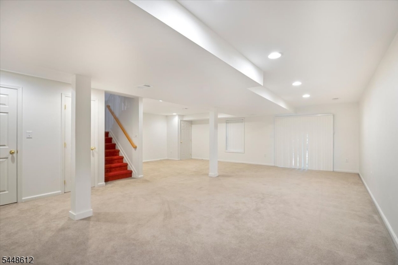80 Henning Ter Property Photo 31