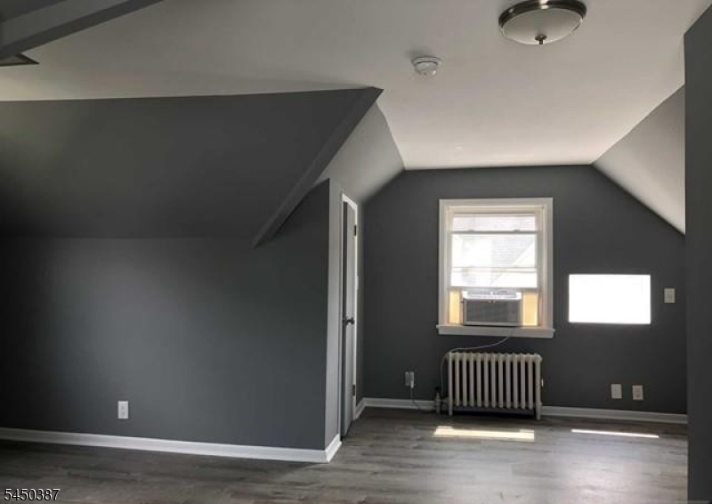 166 Carmita Ave Property Photo 19