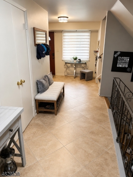 728 Taft Ave Property Photo 4