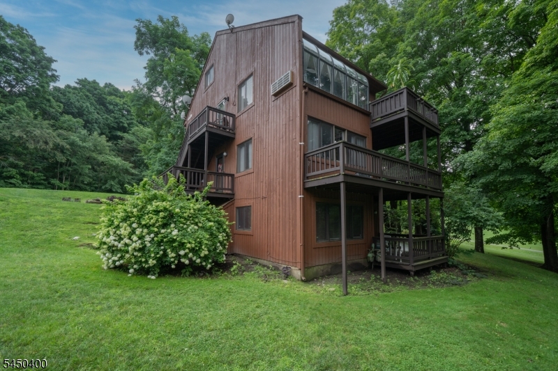4 Augusta Dr 2 Property Photo 3