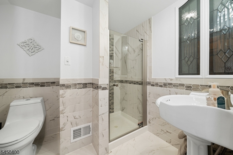 4 Augusta Dr 2 Property Photo 29