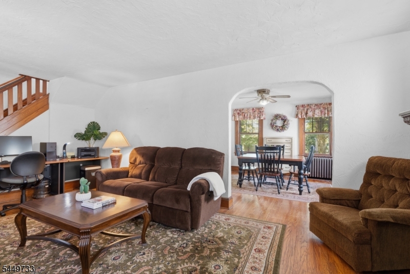 12 Montclair Ave Property Photo 6
