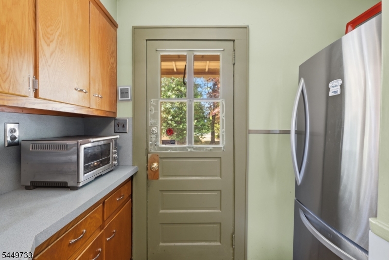 12 Montclair Ave Property Photo 12