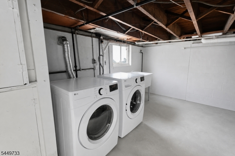 12 Montclair Ave Property Photo 25