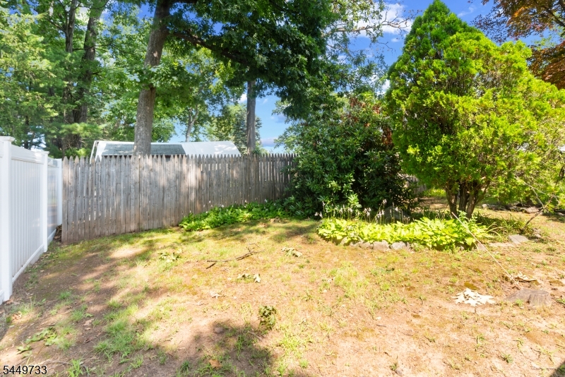 12 Montclair Ave Property Photo 28