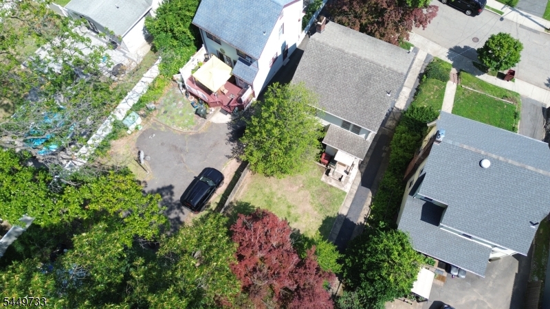 12 Montclair Ave Property Photo 30