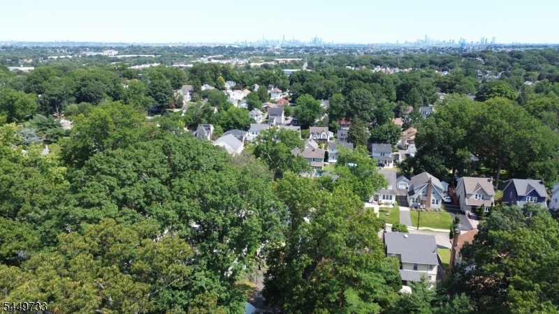 12 Montclair Ave Property Photo 31