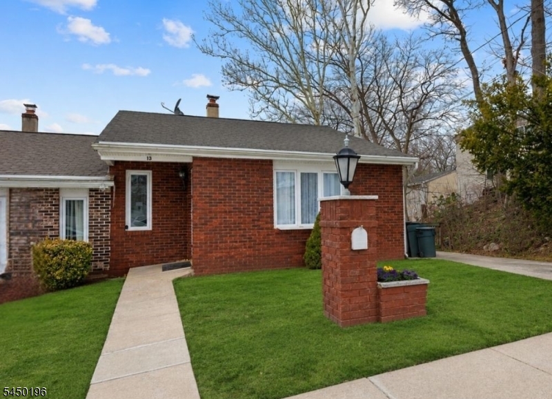 13 James St Property Photo 1