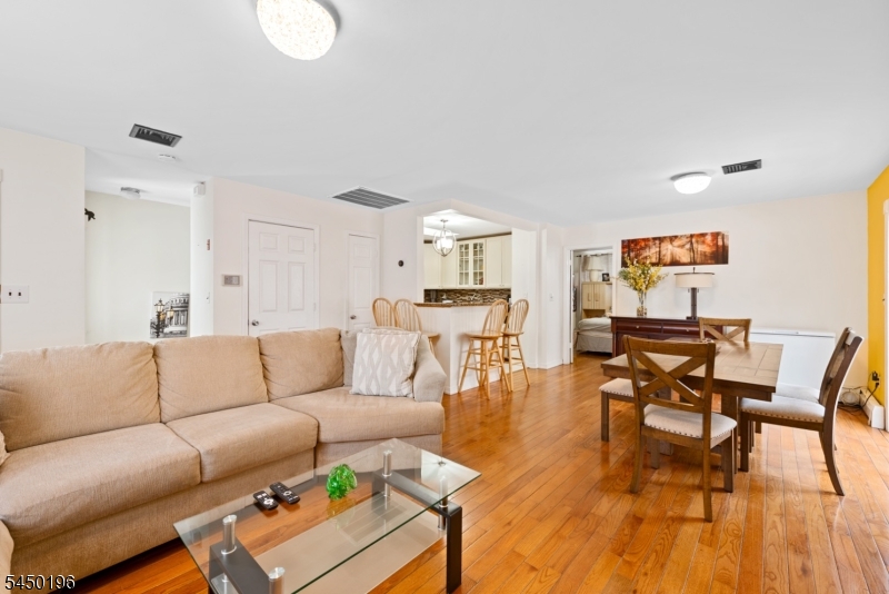 13 James St Property Photo 3
