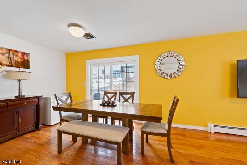 13 James St Property Photo 5