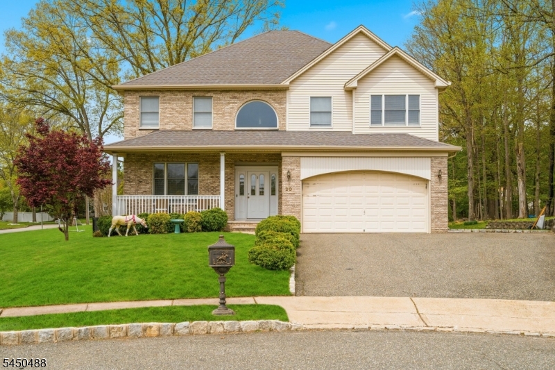 20 Greenbriar Ct Property Photo 1