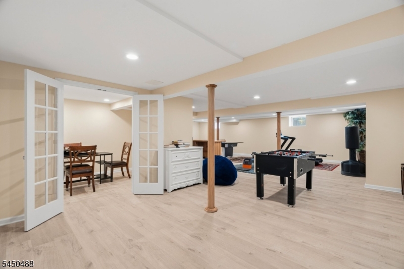 20 Greenbriar Ct Property Photo 18