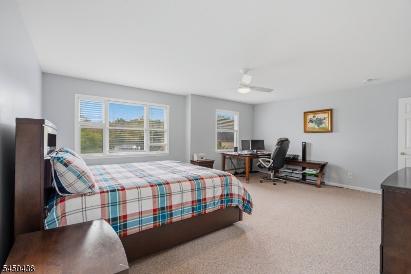 20 Greenbriar Ct Property Photo 22