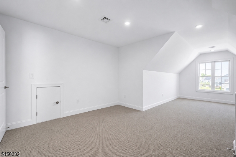22 Samjan Cir Property Photo 21