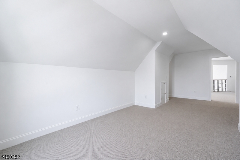 22 Samjan Cir Property Photo 22